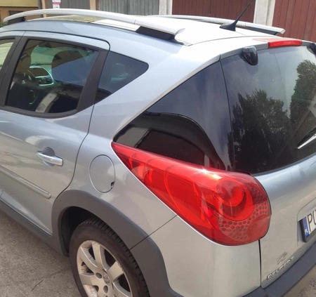 Peugeot 207 cena 15000 przebieg: 206929, rok produkcji 2010 z Sochaczew małe 211